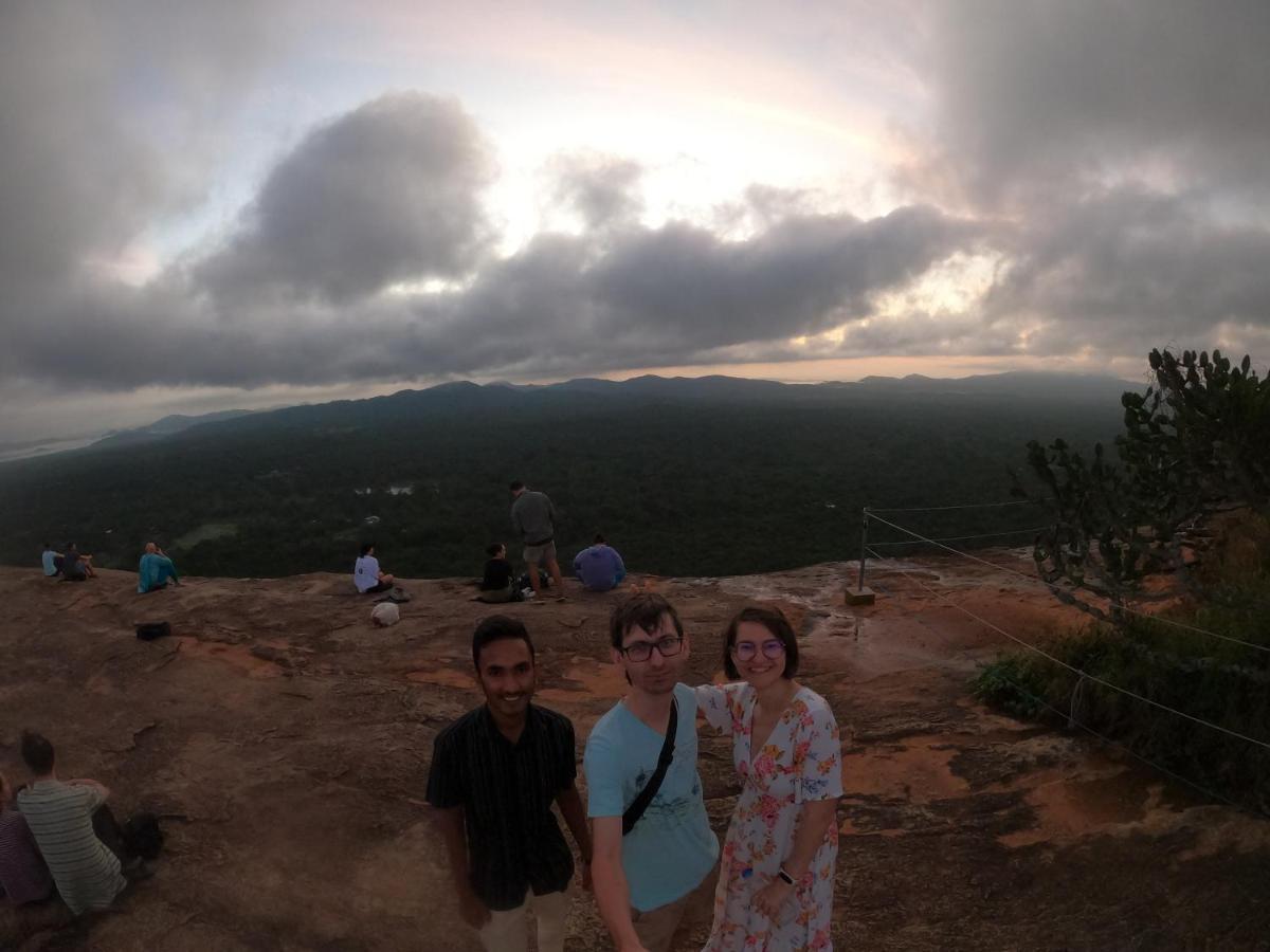 Dambulla Tourist Resort エクステリア 写真